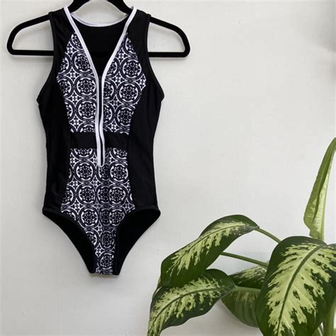 Zipper full coverage swimsuit with black & white... - Depop
