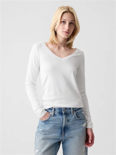 Modern V-Neck T-Shirt | Gap