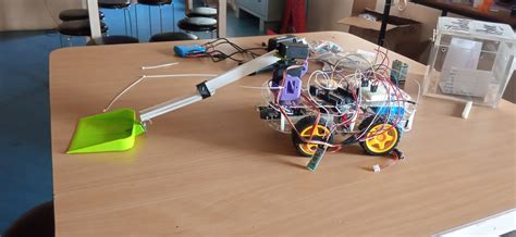 High School Science Projects Robotics 的图像结果