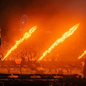 Mike Williams in La Roche-sur-foron, Rochexpo, Saint-Julien-en-Genevois ...