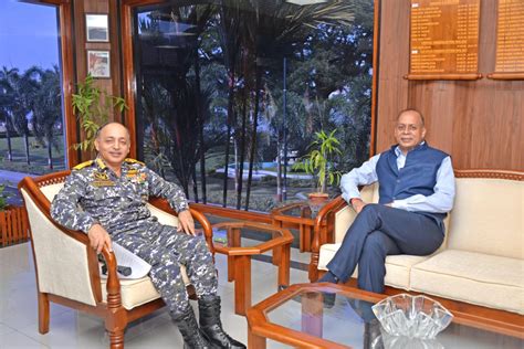 Visit of Defence Secretary to Headquarters Southern Naval Command