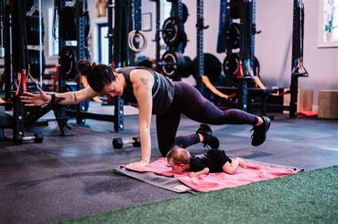 Strong Postpartum Core: 3 Postpartum Stabilization Exercises