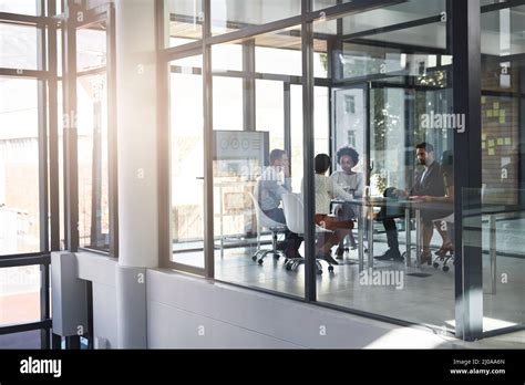 Boardroom Full of People 的图像结果