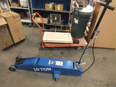 OTC 10 Ton Jack