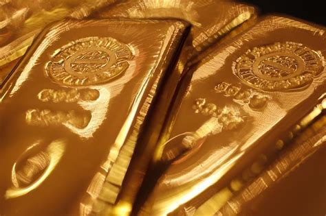 Gold prices near 4-wk low as Israel-Iran truce holds, PCE inflation ...