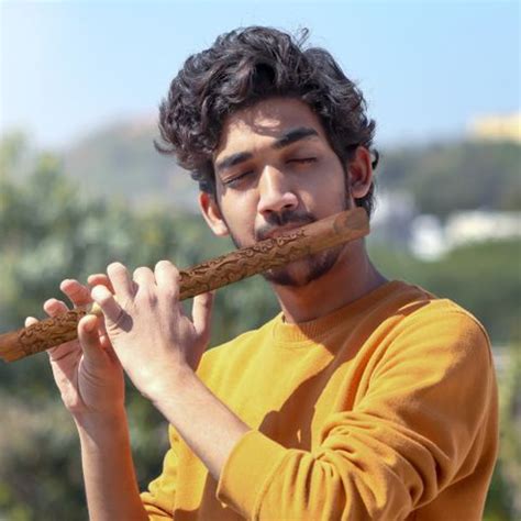 Shri Shri Handicraft Wooden Musical Flute Basuri, Flute - for Lord shri ...