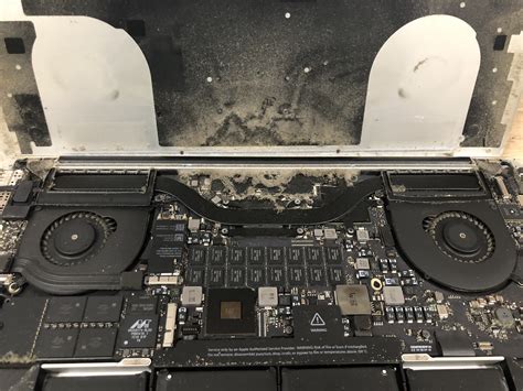 Clean MacBook Pro 2012 Inside 的图像结果