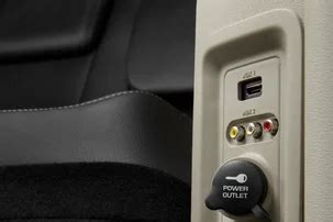 2020 Dodge Grand Caravan: 70 Interior Photos | U.S. News