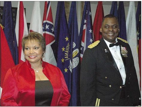 'First Lady' of XVIII Airborne Corps leaves Fort Bragg with legacy of ...