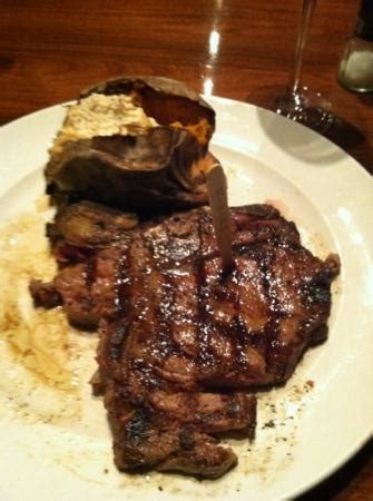 A good steakhouse just doesn't serve this bad a steak! - Reviews ...