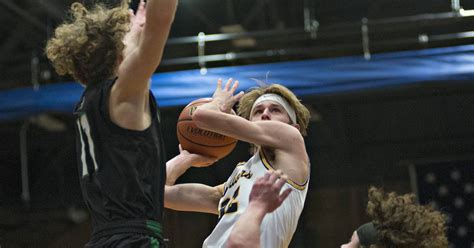 Sterling surges in third, holds off Rock Falls in fourth – Shaw Local