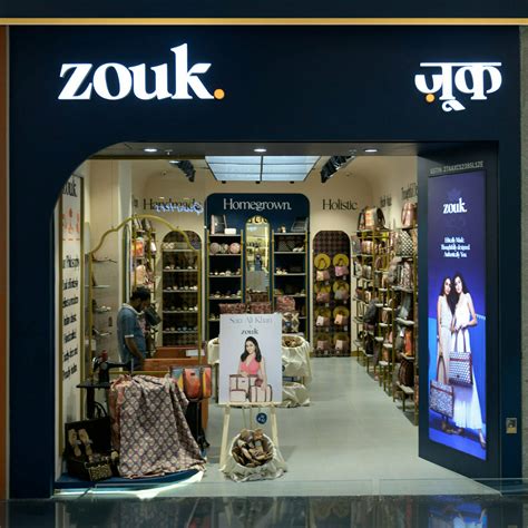 Zouk Look 的图像结果