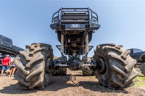 Rednecks And Paychecks