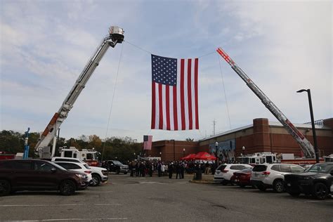FDNY post-9/11 heroes honored during special tribute on Staten Island ...