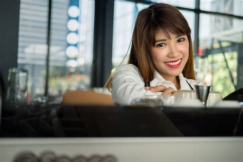 Local Business Owner 的图像结果