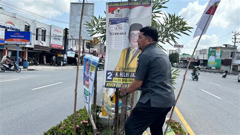 Bawaslu Kampar Tertibkan Alat Peraga Kampanye – wawasannusantara.com