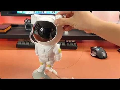 The Artment Space Astronaut Projector Night Light With Remote For ...