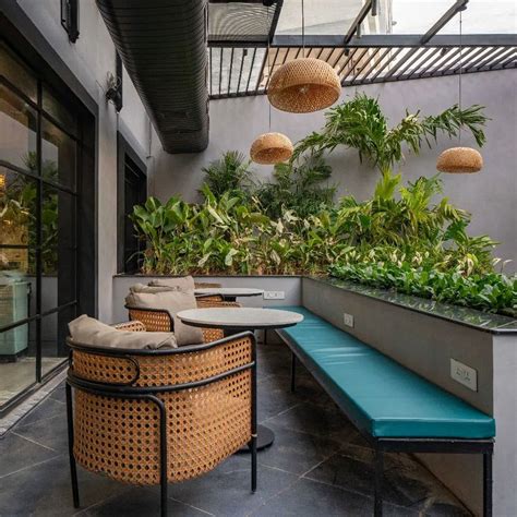 Best Outdoor Seating Cafes Serving Brunch l LBB, Hyderabad