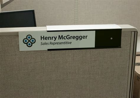 Buy Quality Aluminum, Changeable Cubicle Nameplate Holder - Black Base ...