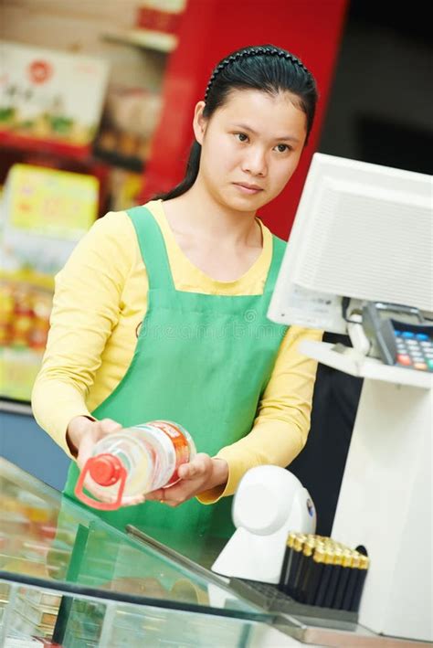 Cashier Computer 的图像结果