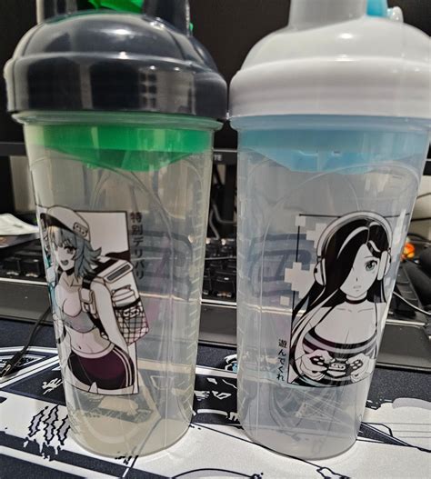 Brand Risk after one try(left) compared to normal shaker(right) : r/gamersupps