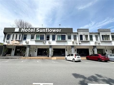 HOTEL SUNFLOWER - HLS (Melaka) - Hotel Reviews, Photos, Rate Comparison ...