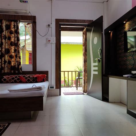 Jaldapara Wild Hut Resort , Jaldapra, Madarihat, Alipurduar, Westbengal ...