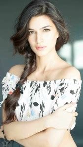 Kriti Sanon Pink Lips Matte Finish Poster Paper Print - Personalities ...