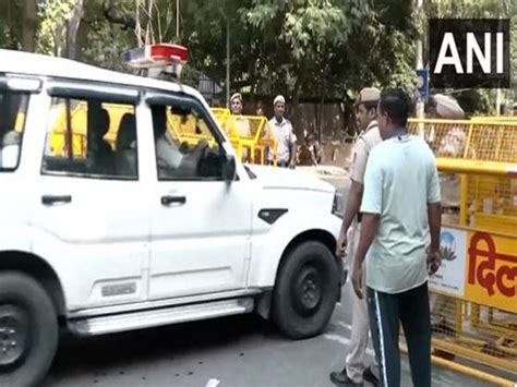 Counting of votes for Delhi University Students' Union elections underway