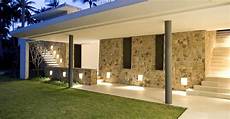 illuminazione casa esterno come illuminare esternamente una casa idee e consigli illuminazione casa esterno come illuminare esternamente una casa idee e consigli