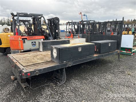14 ft x 96 in Flatbed Truck Cuerpo | Ritchie Bros. Auctioneers