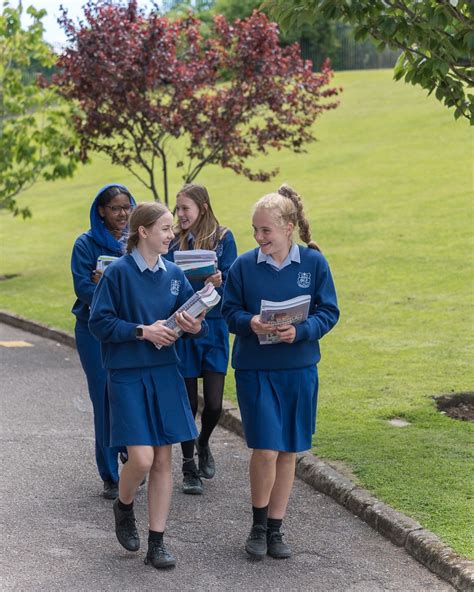 Admissions — Mount Mercy College