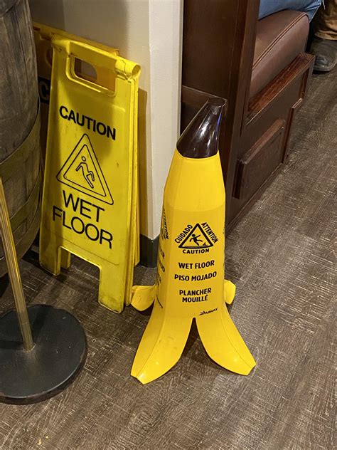 This banana wet floor sign I saw at a restaurant : r/mildlyinteresting