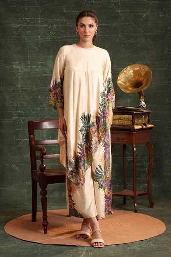 Buy Beige Chanderi Sequins, Cut Work Kaira Tropical Print Kurta And ...