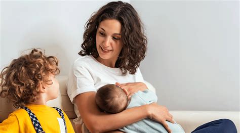 Breastfeeding 101: How to Breastfeed Baby