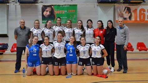 Novosti.rs | Galerija | POZNATO STANjE POVREĐENIH ODBOJKAŠICA: Trener ...