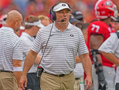 Georgia vs South Carolina Odds, Picks & Predictions - NCAAF Week 3