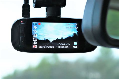 Dash Cam G-Sensor Setting Explained: High Vs. Low Sensitivity