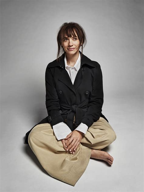 Rashida Jones's feet