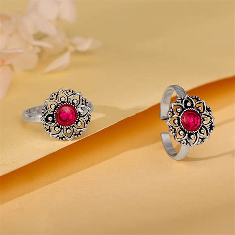 Buy 925 Silver Toe Rings for Women at Best Price – GIVA Jewellery