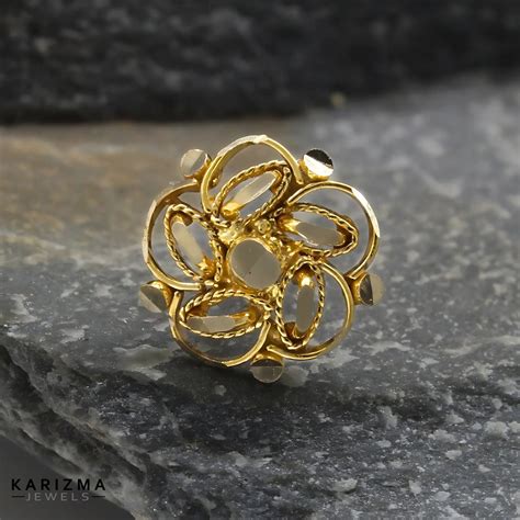 Buy Gold Nose Pins | Gold Nath at best Indian Prices Online – Karizma ...