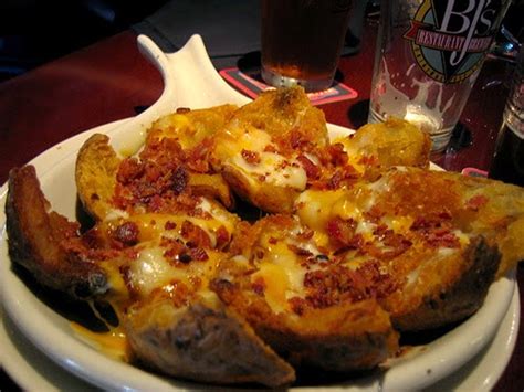 Favorite Copycat Recipes: Texas Roadhouse Copycat Tater Skins Recipe ...