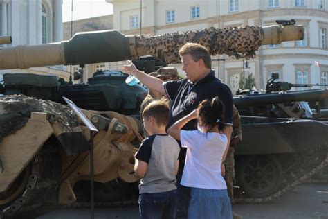 U.S. Soldiers commemorate Polish Armed Forces Day | Article | The ...