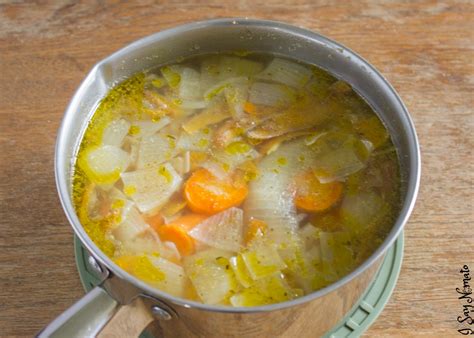 How To Make Fresh Vegetable Broth at Brenda Mulligan blog