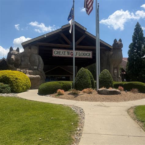 GREAT WOLF LODGE CONCORD - Inn Reviews, Photos, Rate Comparison ...