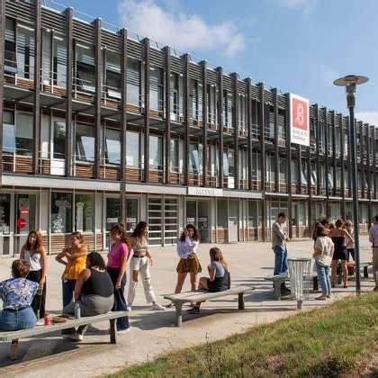 Sciences Po Bordeaux Office Photos