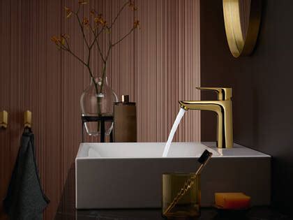 hansgrohe Talis bathroom taps: single lever tap and Select