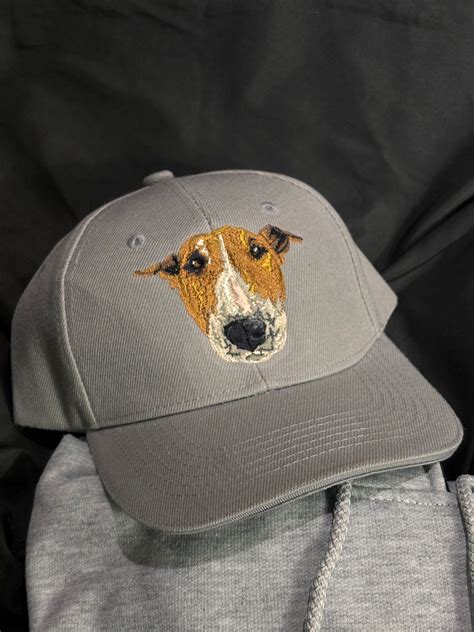 Gorra bordada con el retrato de tu mascota - Cedano