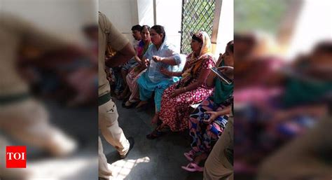 Trafficking gang busted, two girls from WB & Jharkhand freed ...
