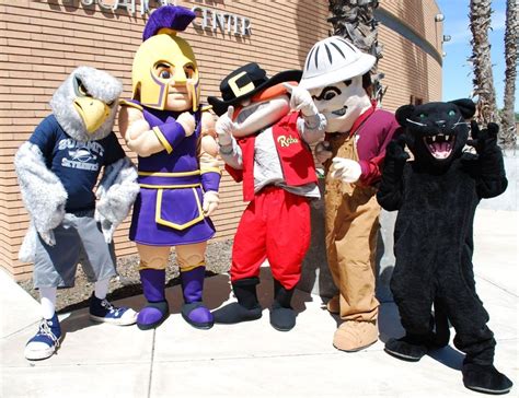 Fontana USD Office Photos | Glassdoor